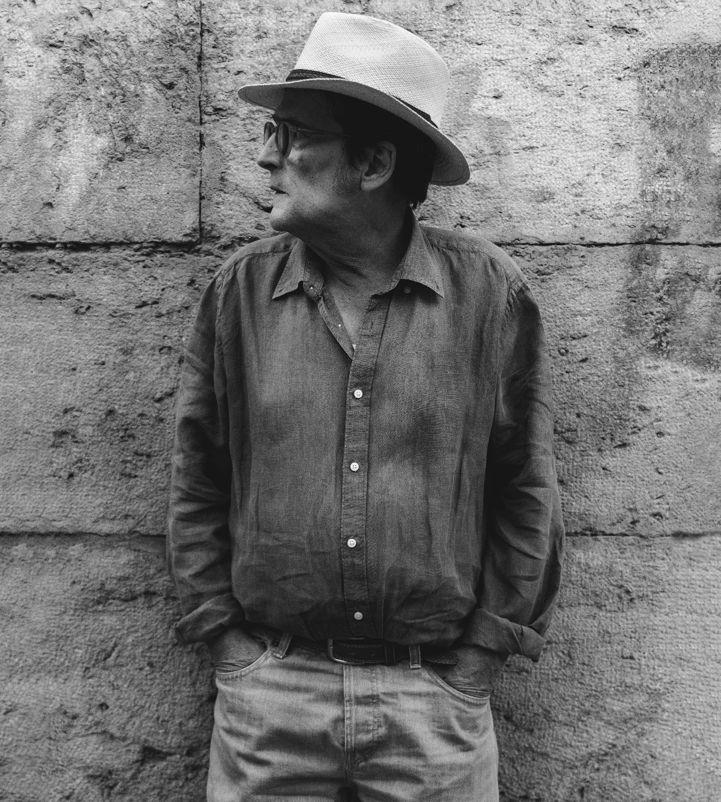 Molina Damiani: “El poeta no puede alejarse de la mugre que lo salva”