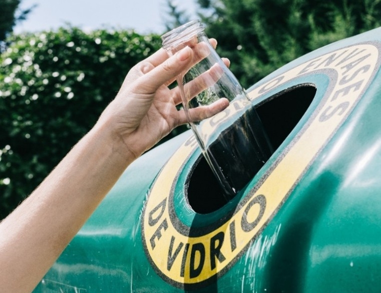  Jaén recoge 6.000 toneladas de vidrio en 2025, por debajo de la media 