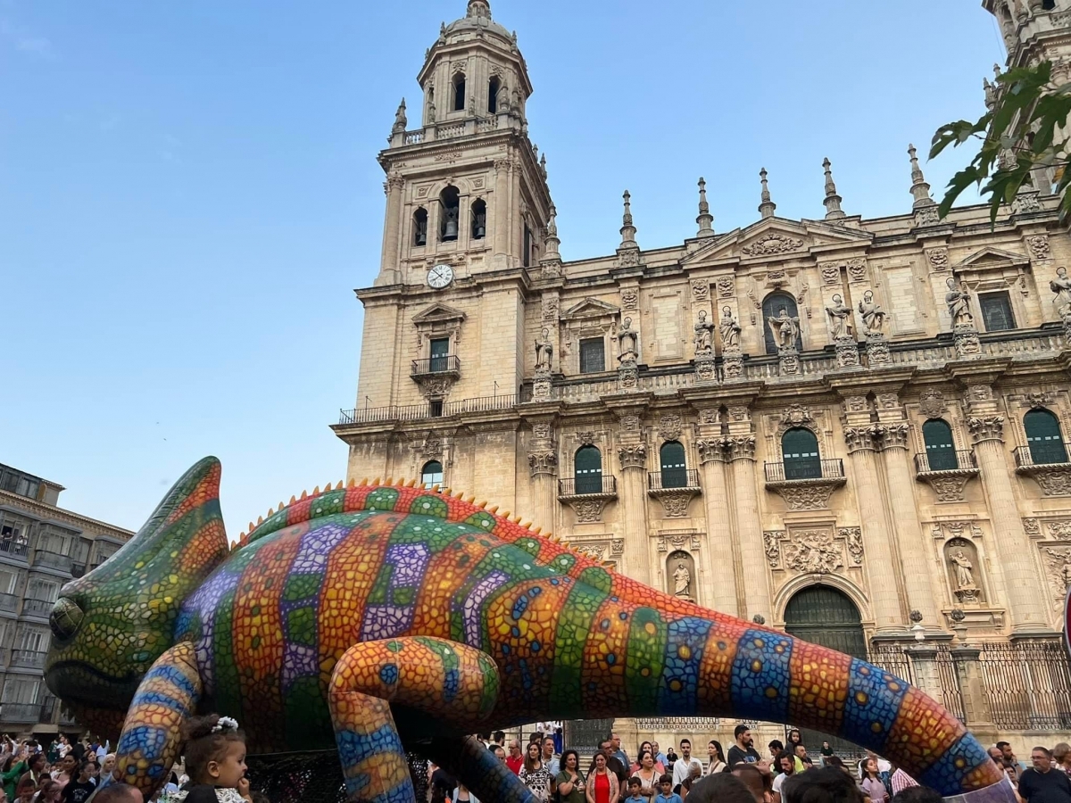 La cabalgata y el pregón abren la feria este sábado con 500 participantes
