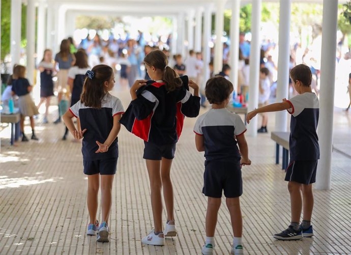  Fampa Los Olivos lanza la campaña "Nos freímos en clase" 