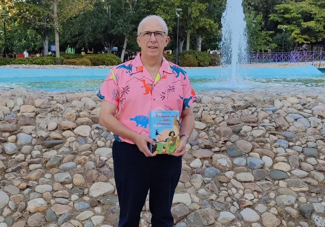  Manuel Rodríguez Arévalo publica "Martos y su patrimonio oral" 