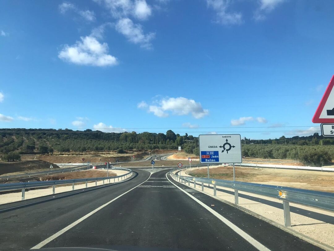 Latorre: "Pronto se licitarán los tramos de la A-32 por 210 millones"