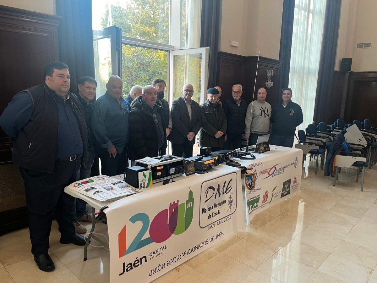  Reconocimiento a radioaficionados jiennenses por su labor divulgativa 