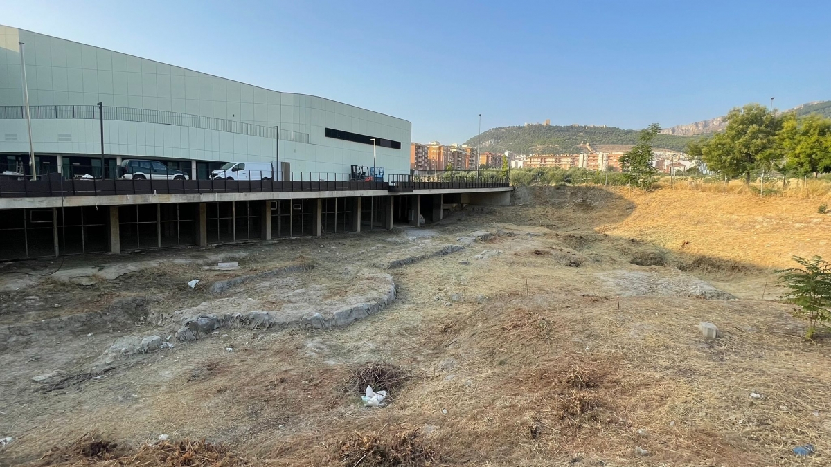 El PSOE pide la recuperación de la muralla calcolítica del conservatorio