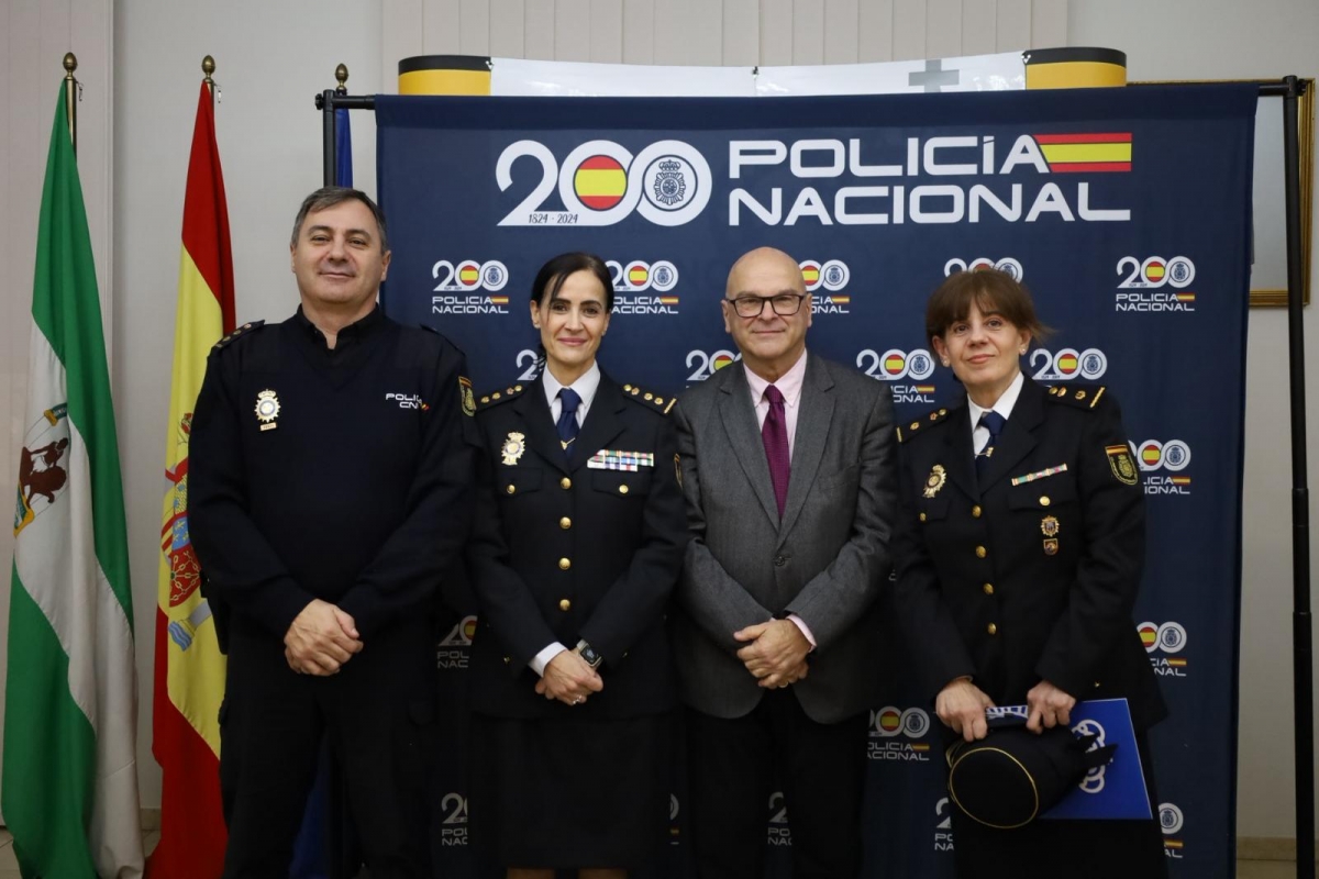  Desmantelan una red que se lucraba con permisos de residencia ilícitos 