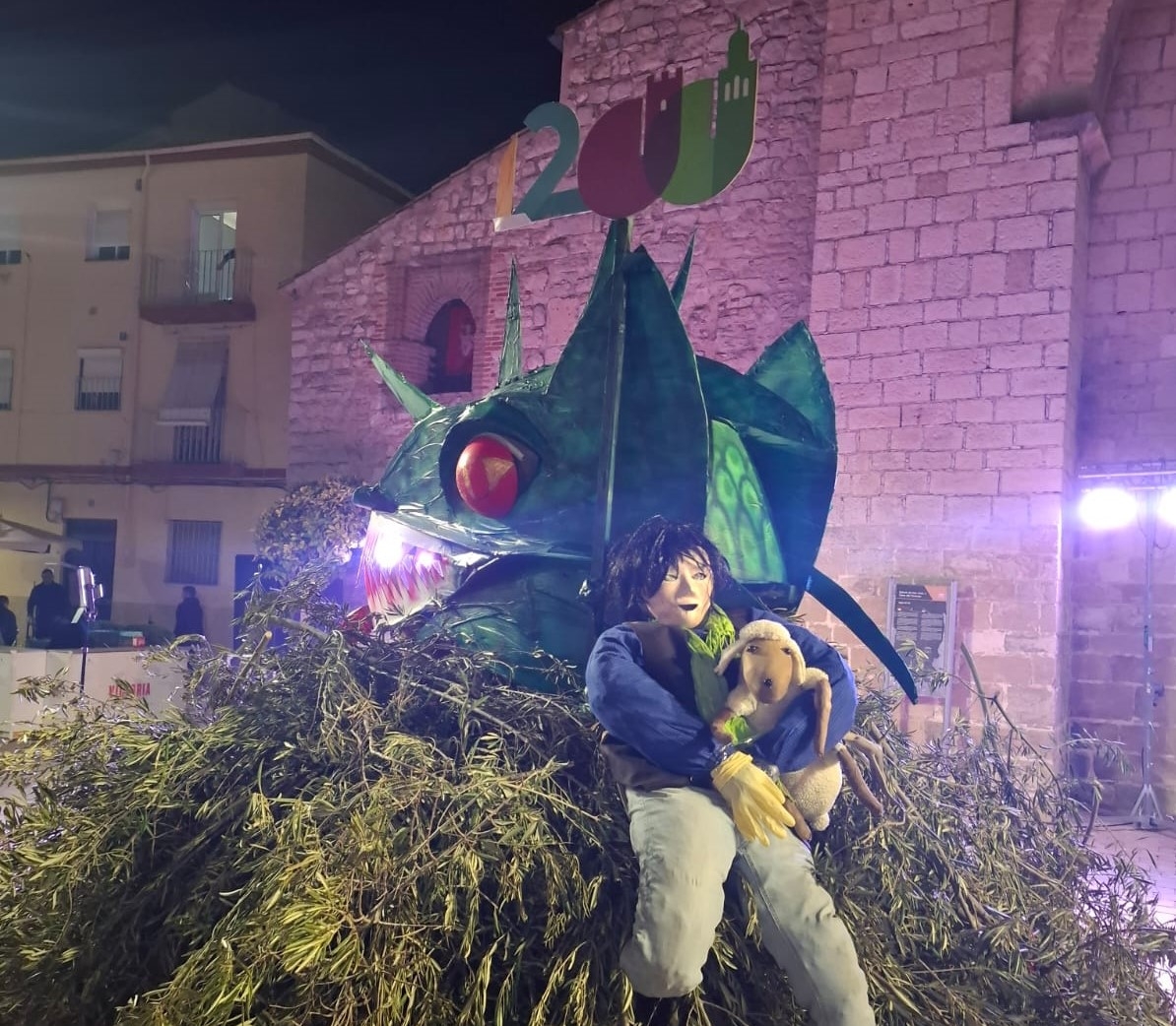  Abren el plazo del concurso municipal de 'Peleles' Lumbres de San Antón 