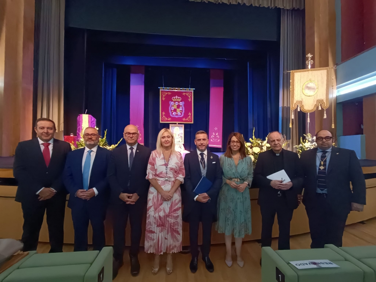  Jaén recibe con aplausos el pregón de la Virgen de la Capilla 