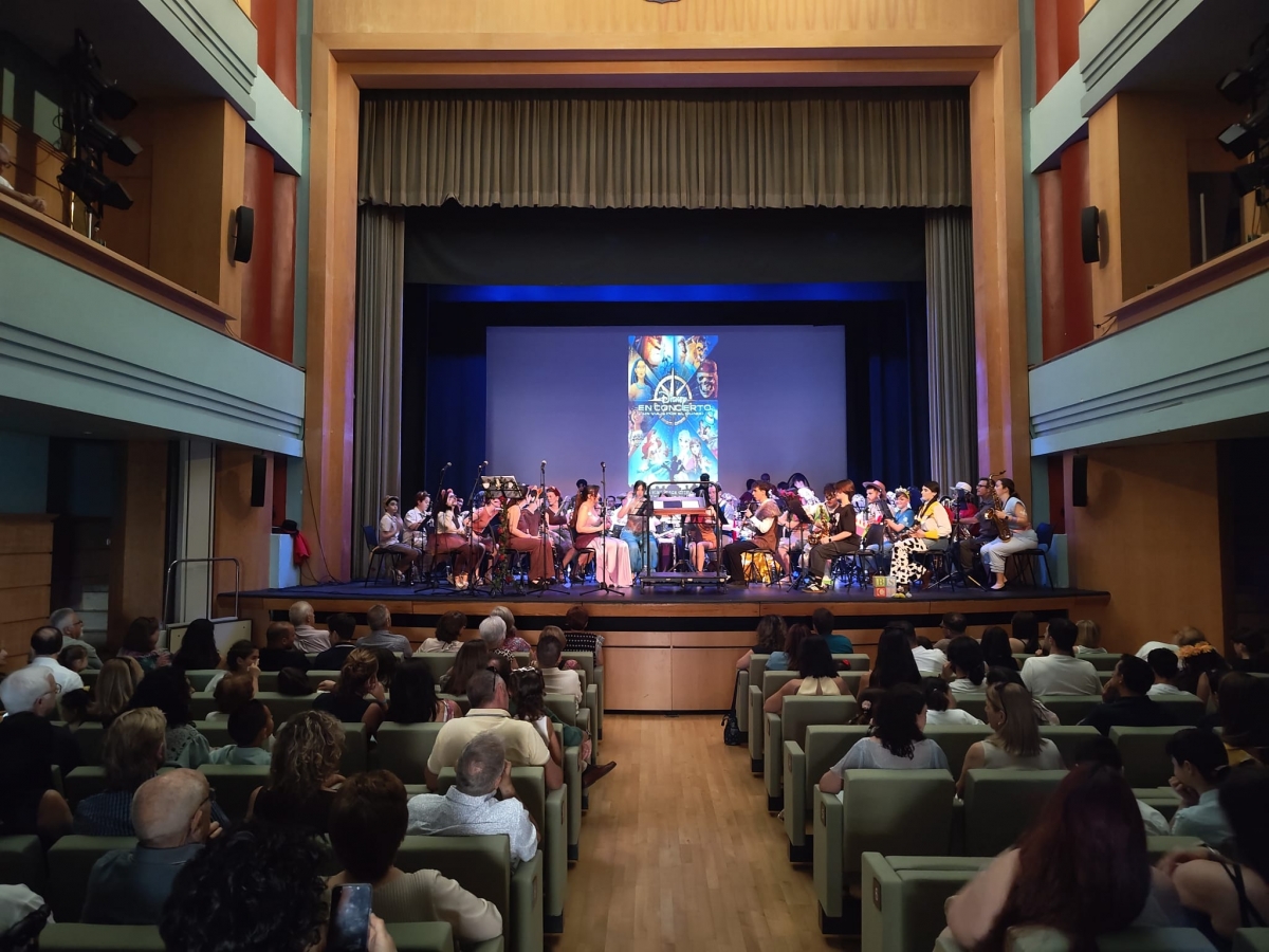  Jaén llena el Darymelia para escuchar música de Disney 