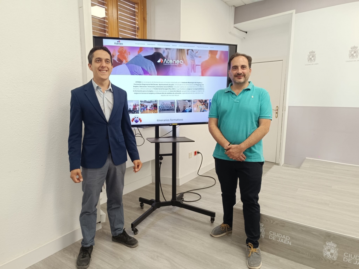  El Ayuntamiento presenta la nueva web del programa de empleo ATENEA 