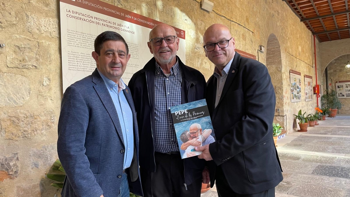  Jaén presenta el libro sobre el salesiano Pepe González 