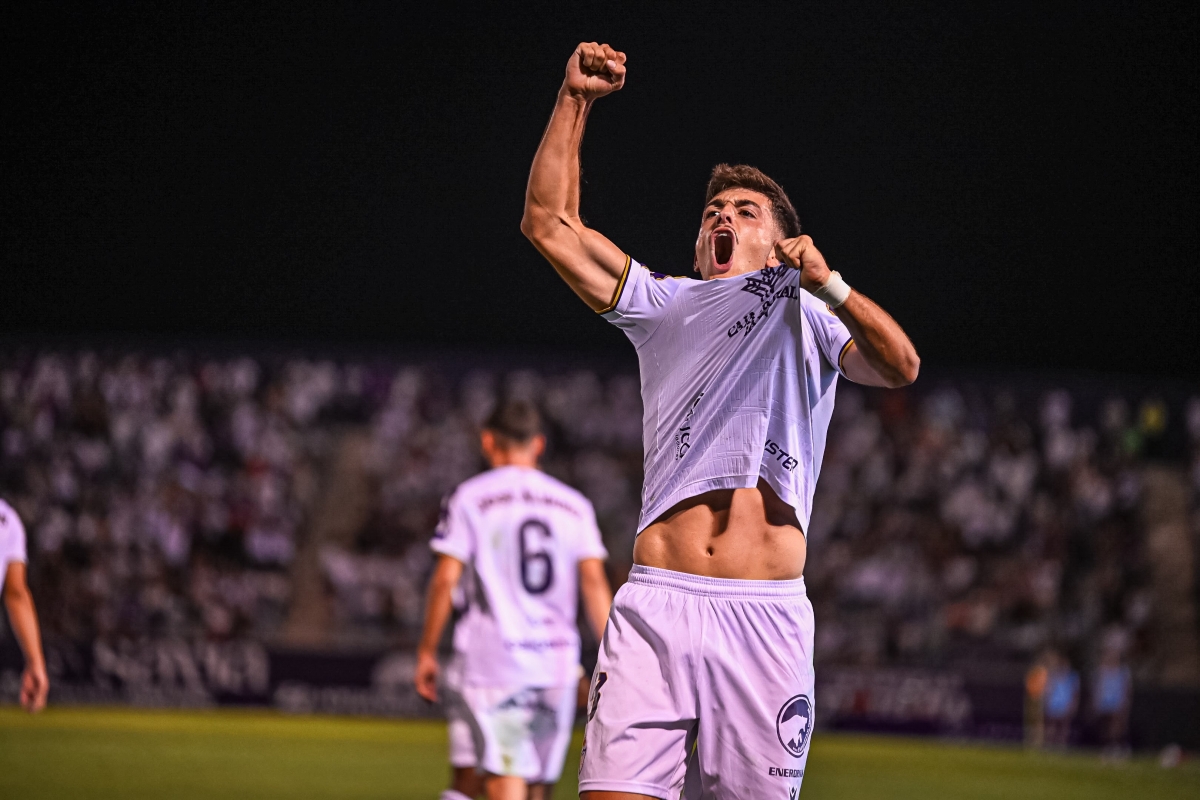 Remontada épica del Real Jaén, colíder de Primera RFEF 