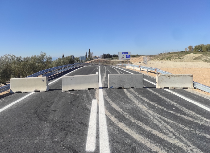 El PP denuncia el paro de las obras en la A-32 en Villacarrillo 
