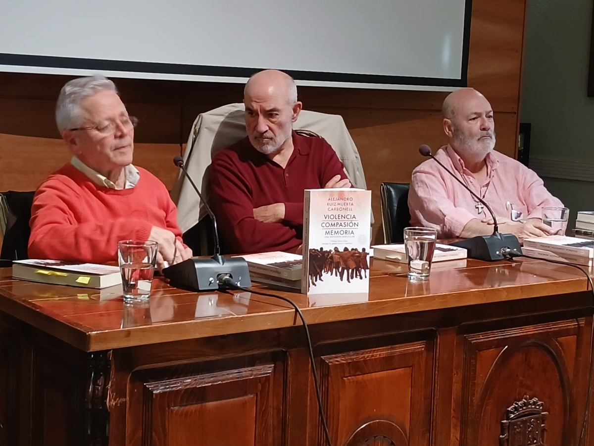  El superviviente de Atocha presenta en Cazorla su libro 
