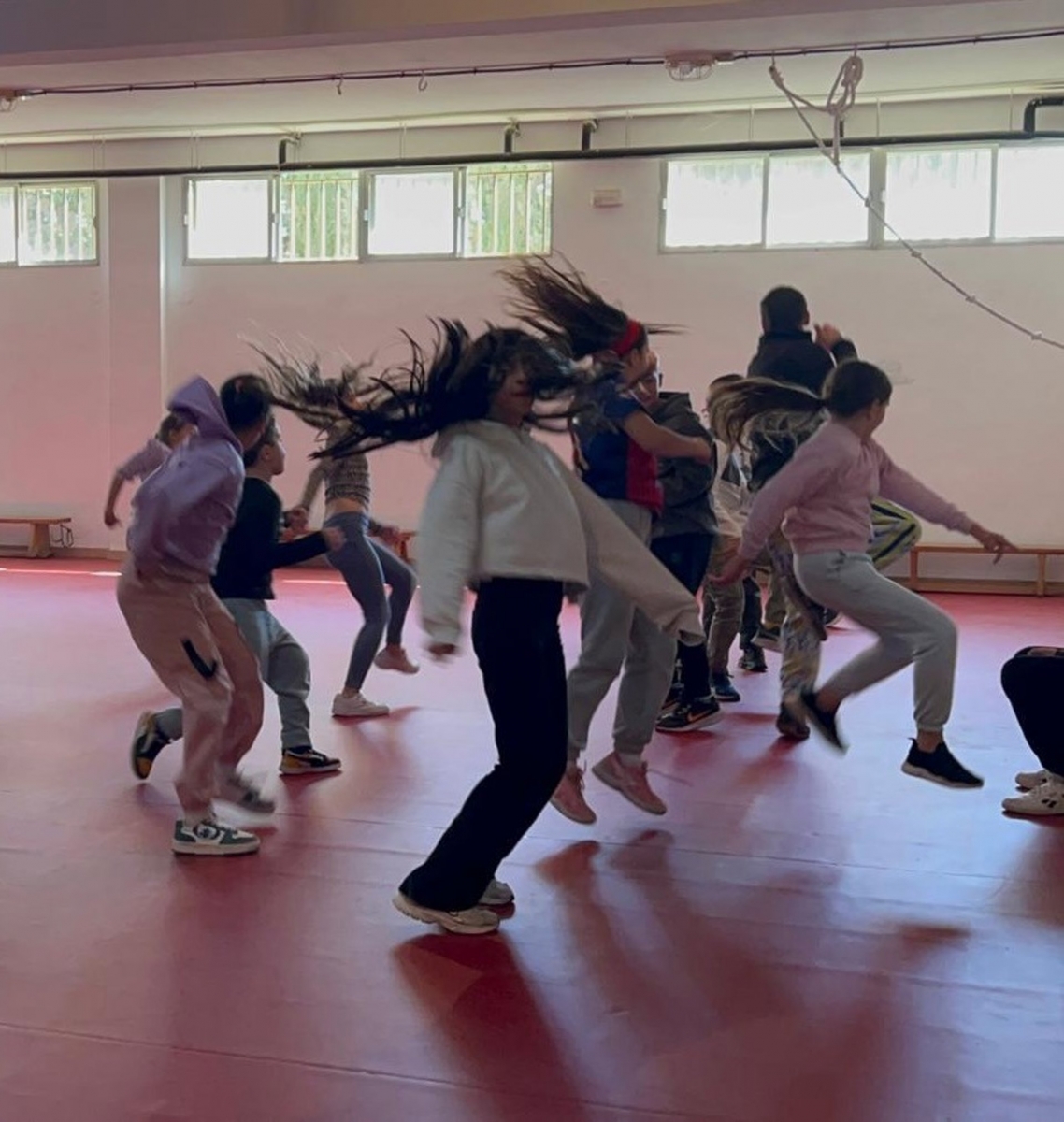  La Compañía Danza Mobile acerca la danza inclusiva a los estudiantes 