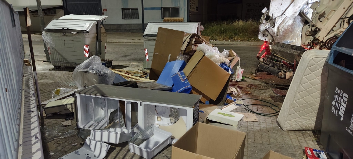  Sancionados los propietarios de un solar en el Polígono de Los Olivares 