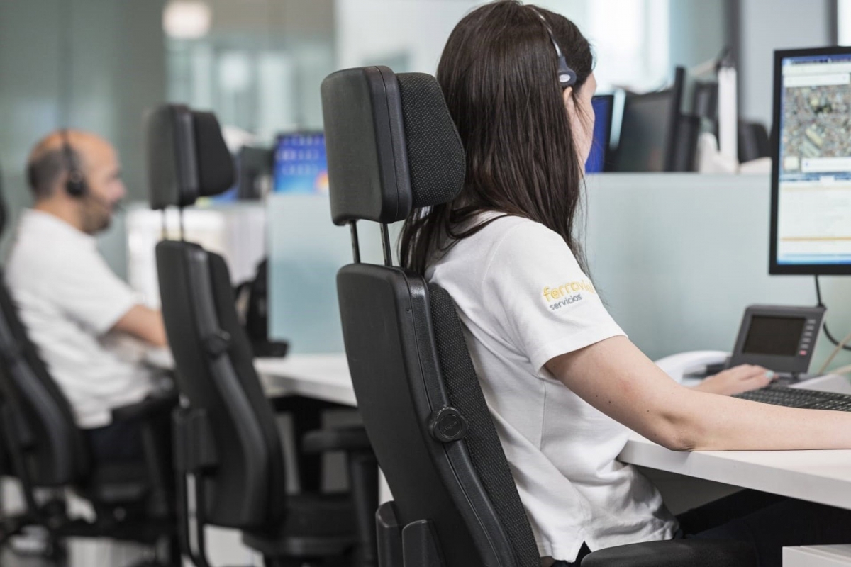  Herida una mujer por inhalación de humo en el incendio de una vivienda 