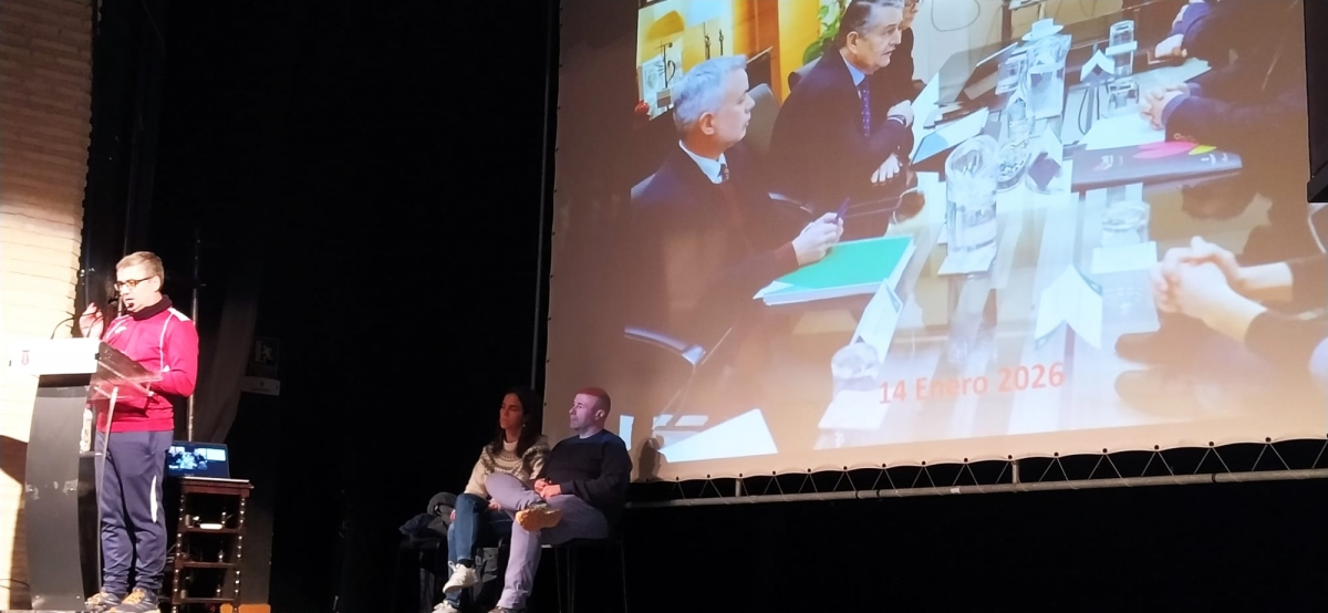  Cazorla acepta la propuesta de la Junta de  un nuevo Centro de Salud 