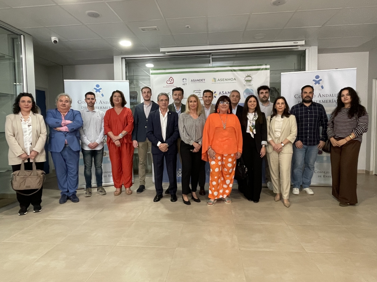  Sanitarios andaluces presentan diez medidas para mejorar la atención 