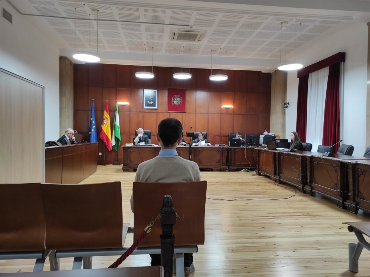  Suspenden el juicio a un monitor acusado de abusos a una menor 