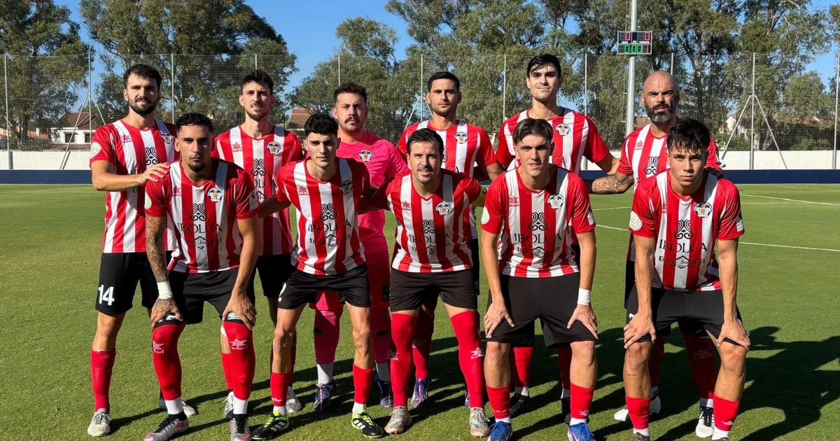  El Almería B golea a un desdibujado Atlético Porcuna 