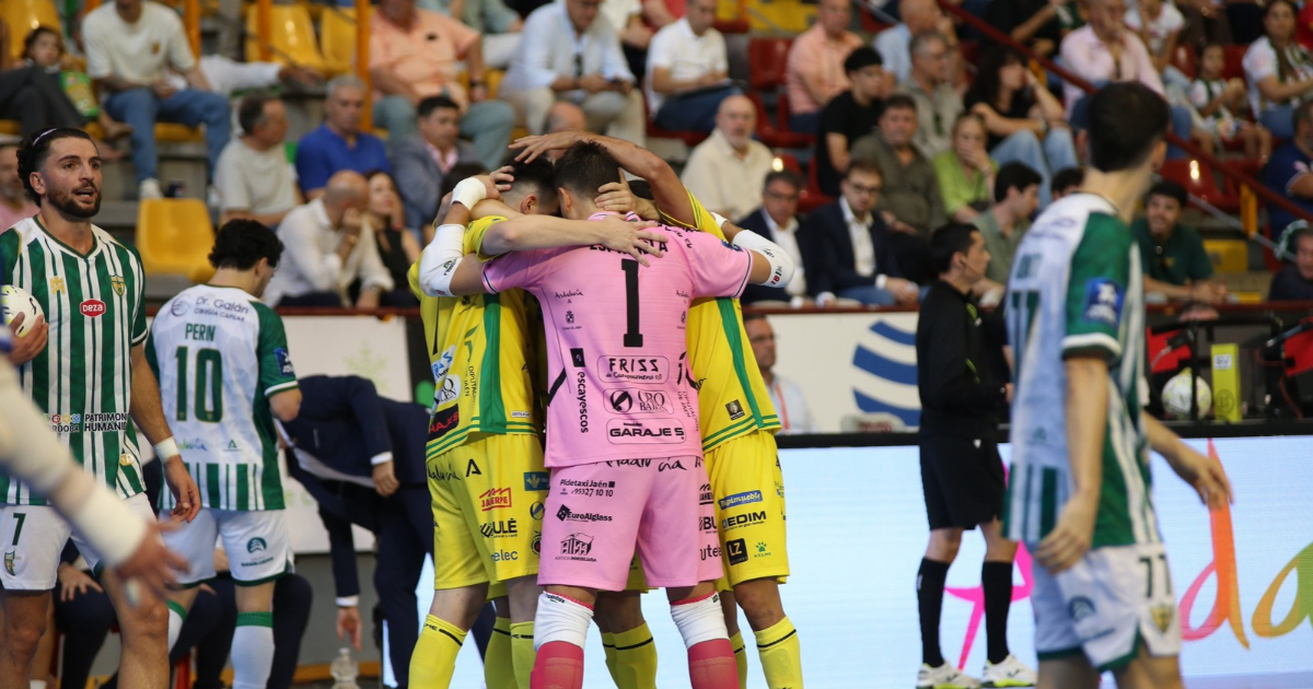  El Jaén FS hace historia en el derbi ante el Córdoba 