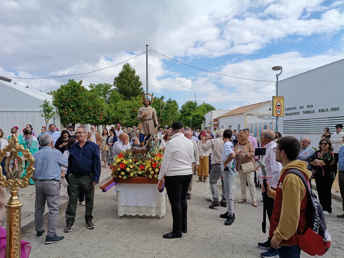  Las Infantas procesionan a su patrón, San Isidro Labrador 