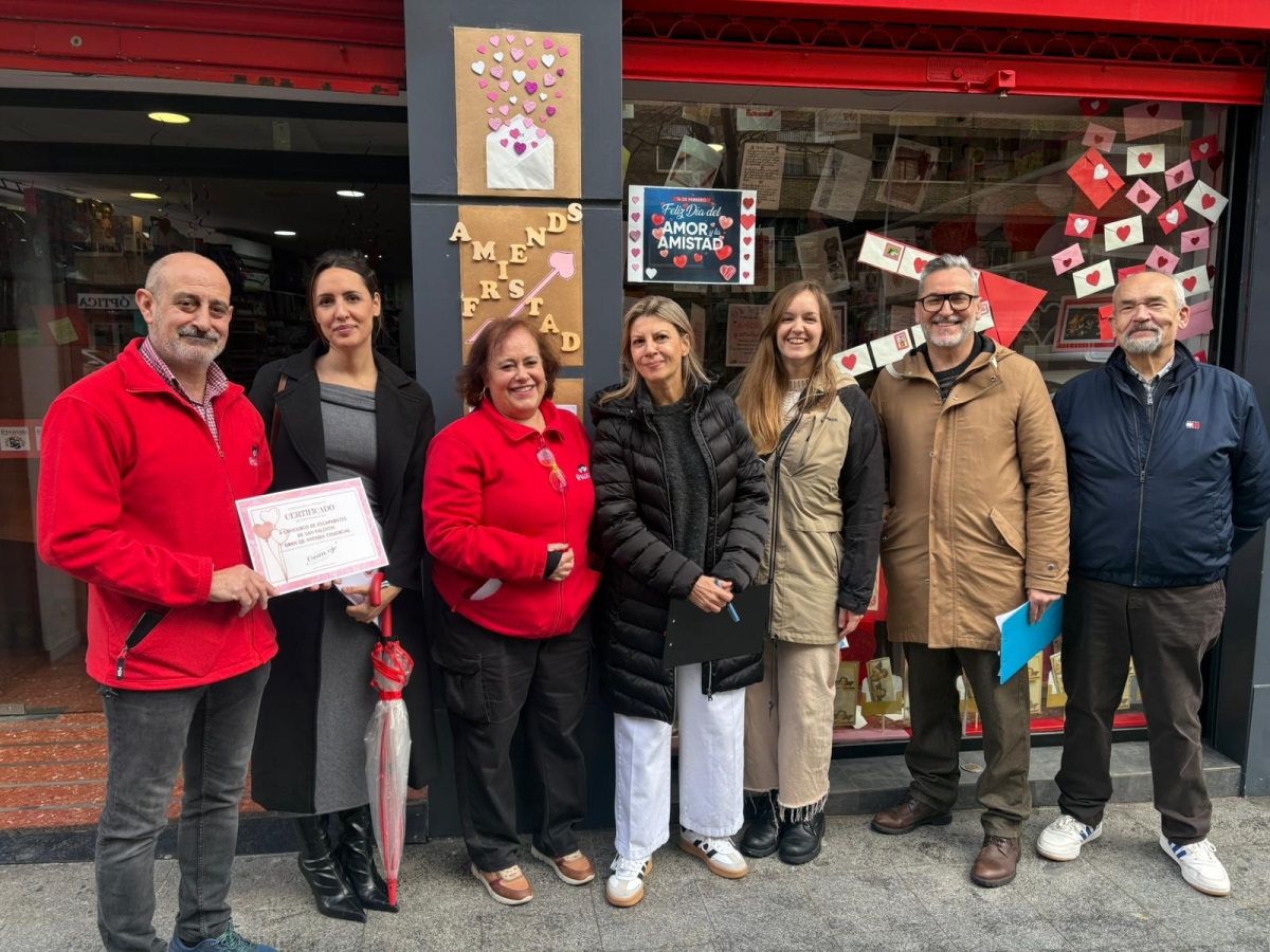  Papelería Escolar, el mejor escaparate para San Valentín en el Gran Eje 