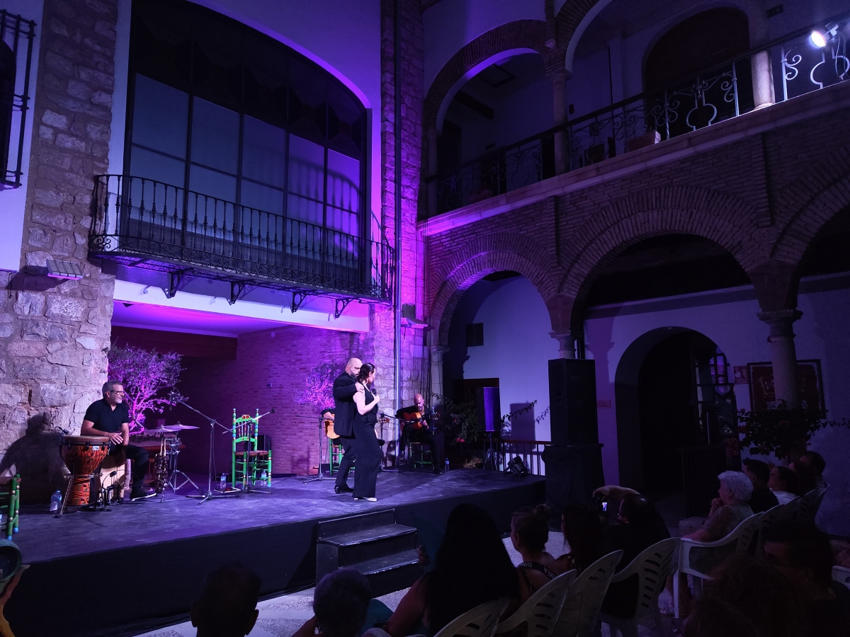  El Salón Mudéjar se llena de arte en la penúltima velada flamenca 