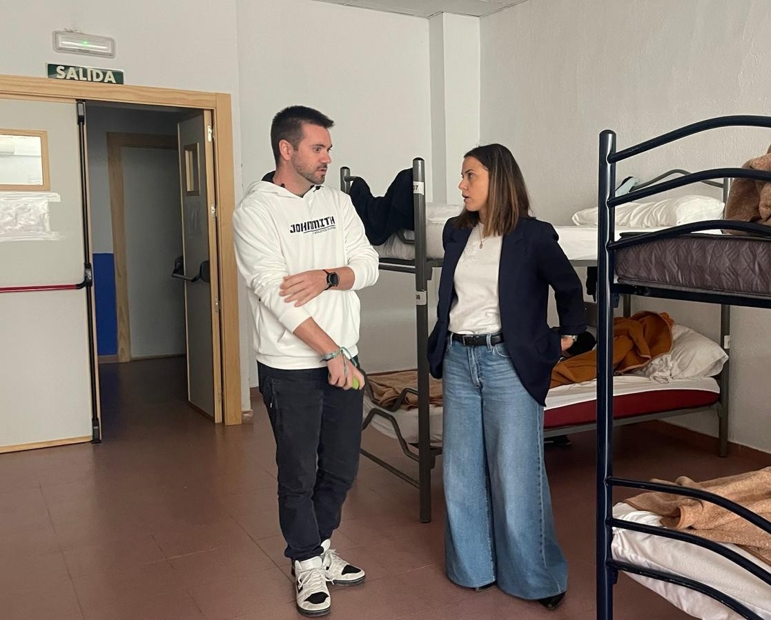  Mantienen la flexibilidad de pernoctaciones en el albergue por el frío 