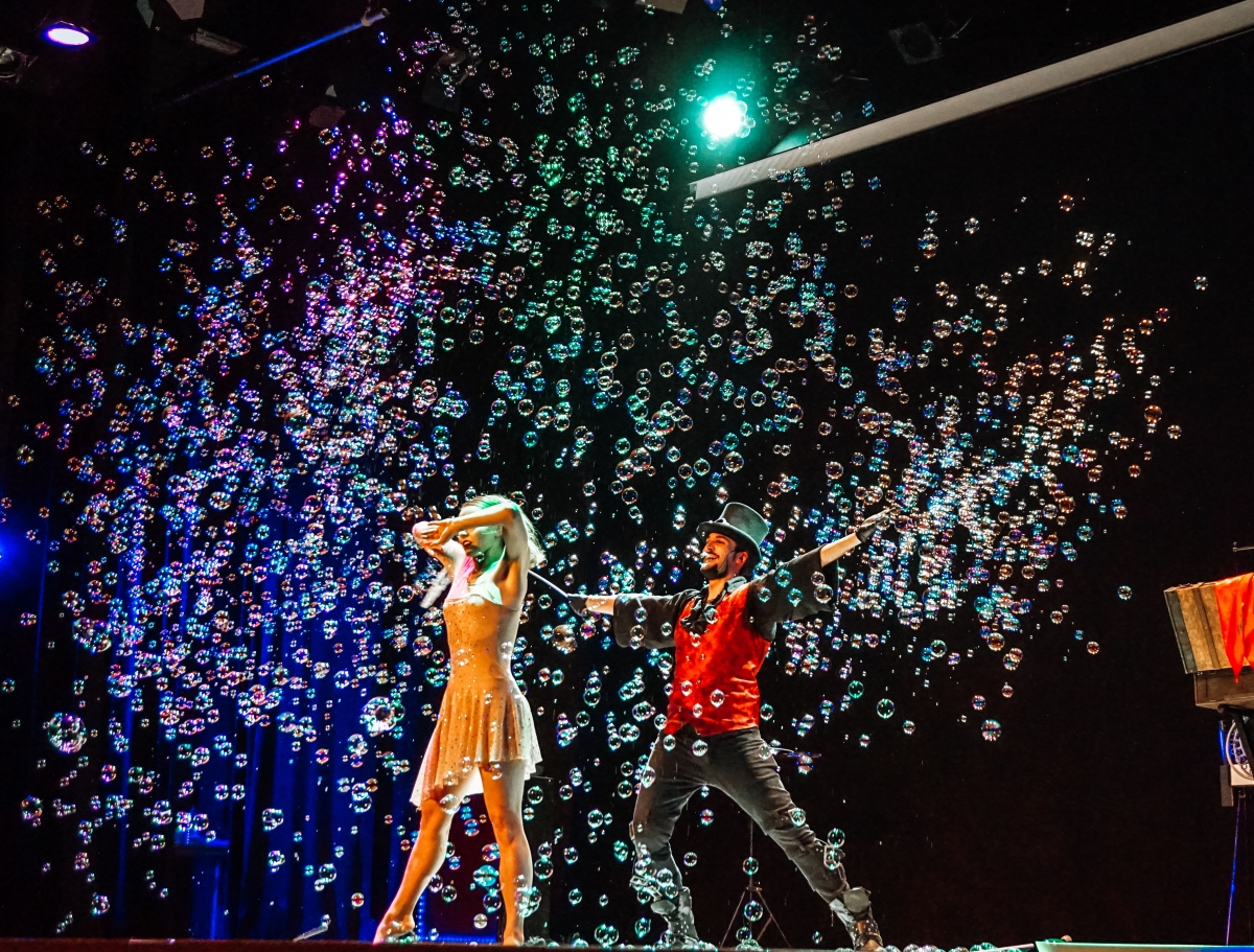 El mago Pierpaolo Laconi trae su show ‘Dreaming Bubbles’ al Darymelia