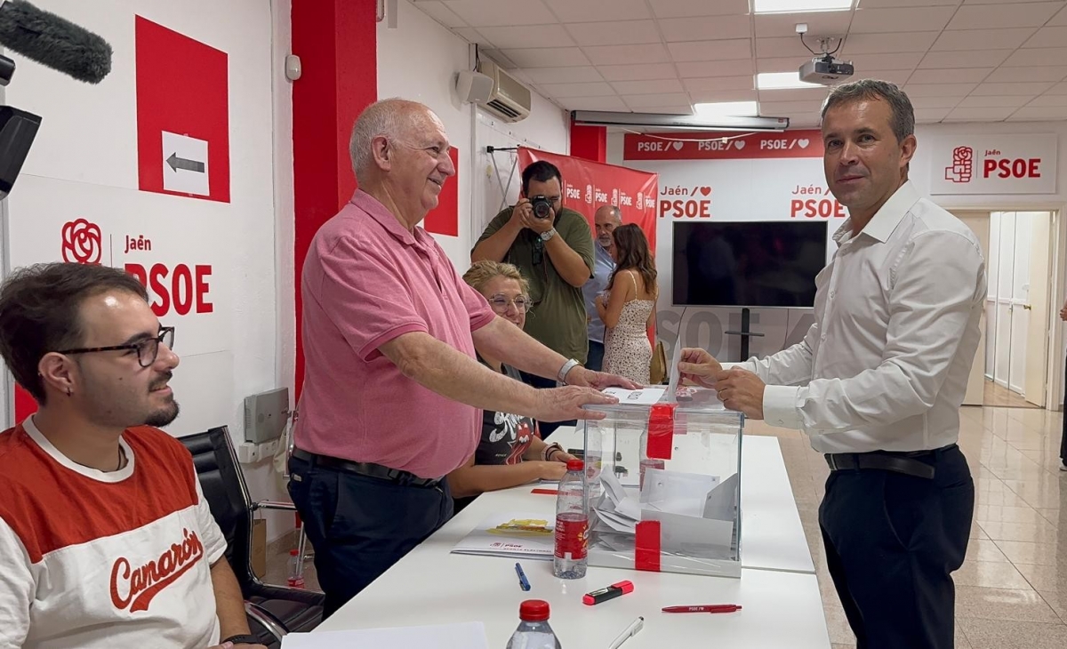  Julio Millán gana las Primarias del PSOE en la capital con un 70% 