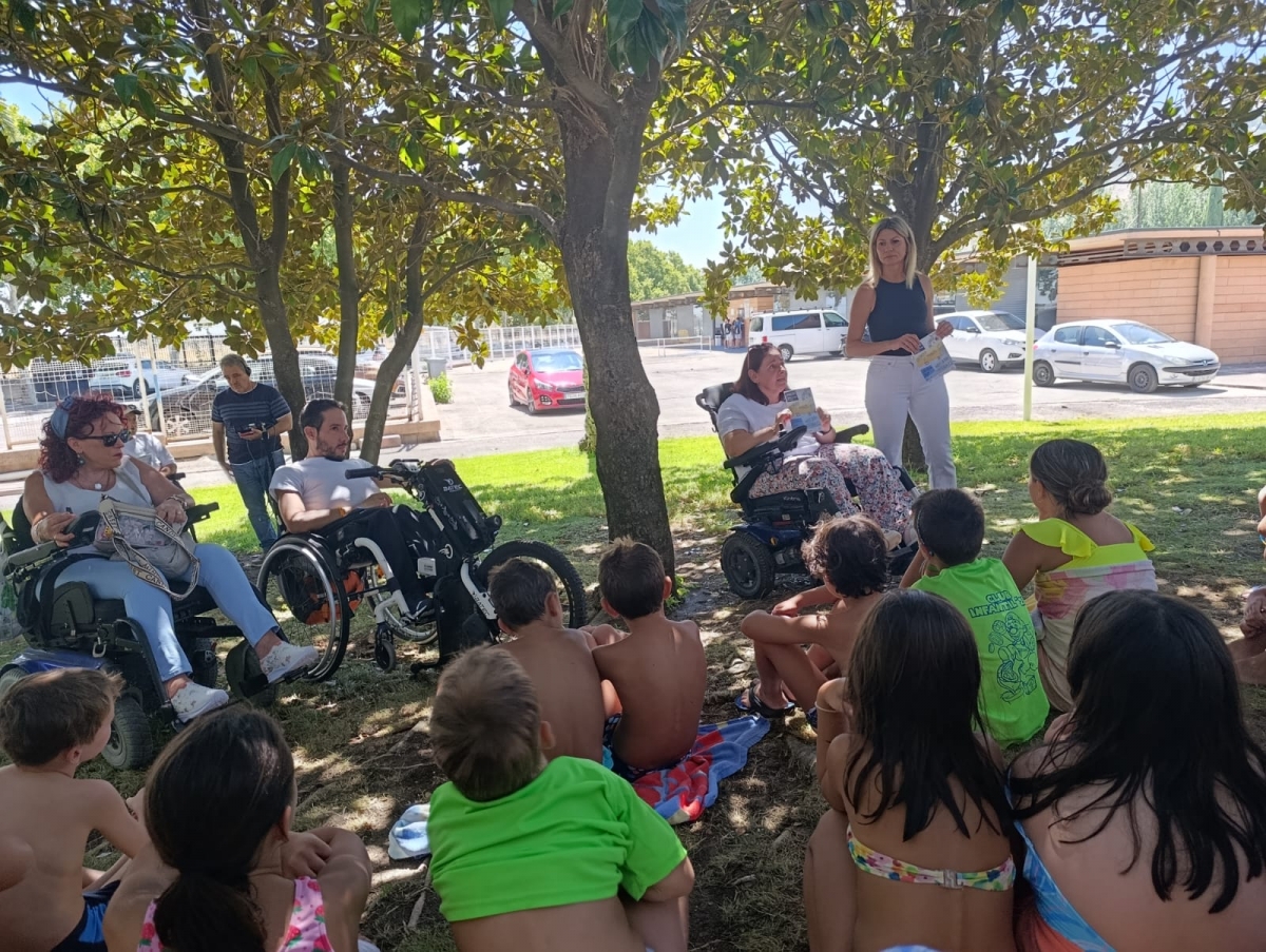 ‘Disfruta del verano con cabeza’ llega a las piscinas municipales