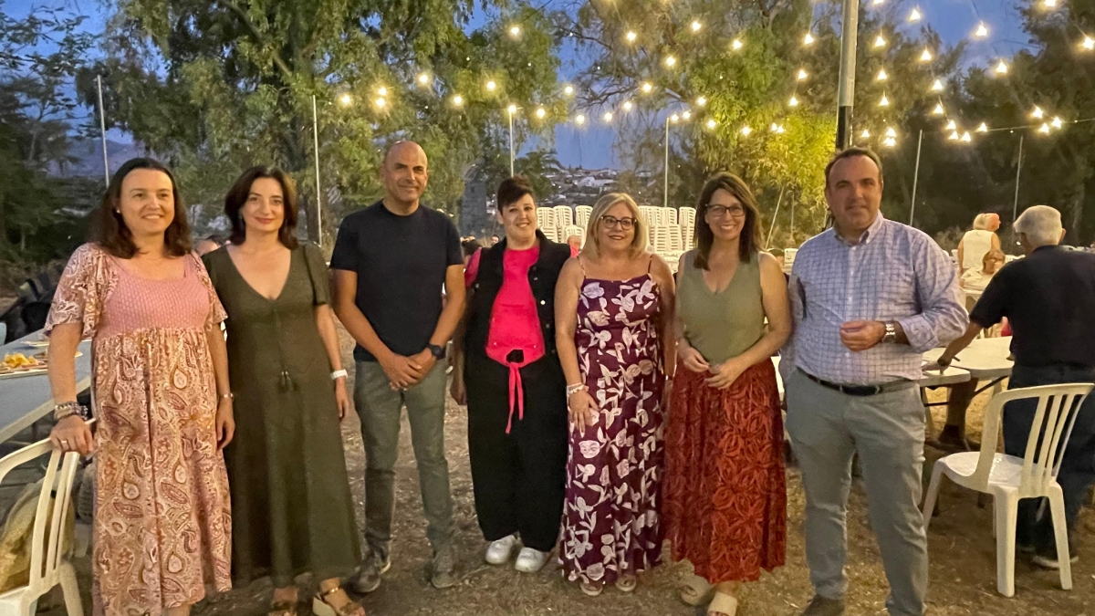 Cerro Molina inicia sus fiestas con un emotivo pregón y música en directo