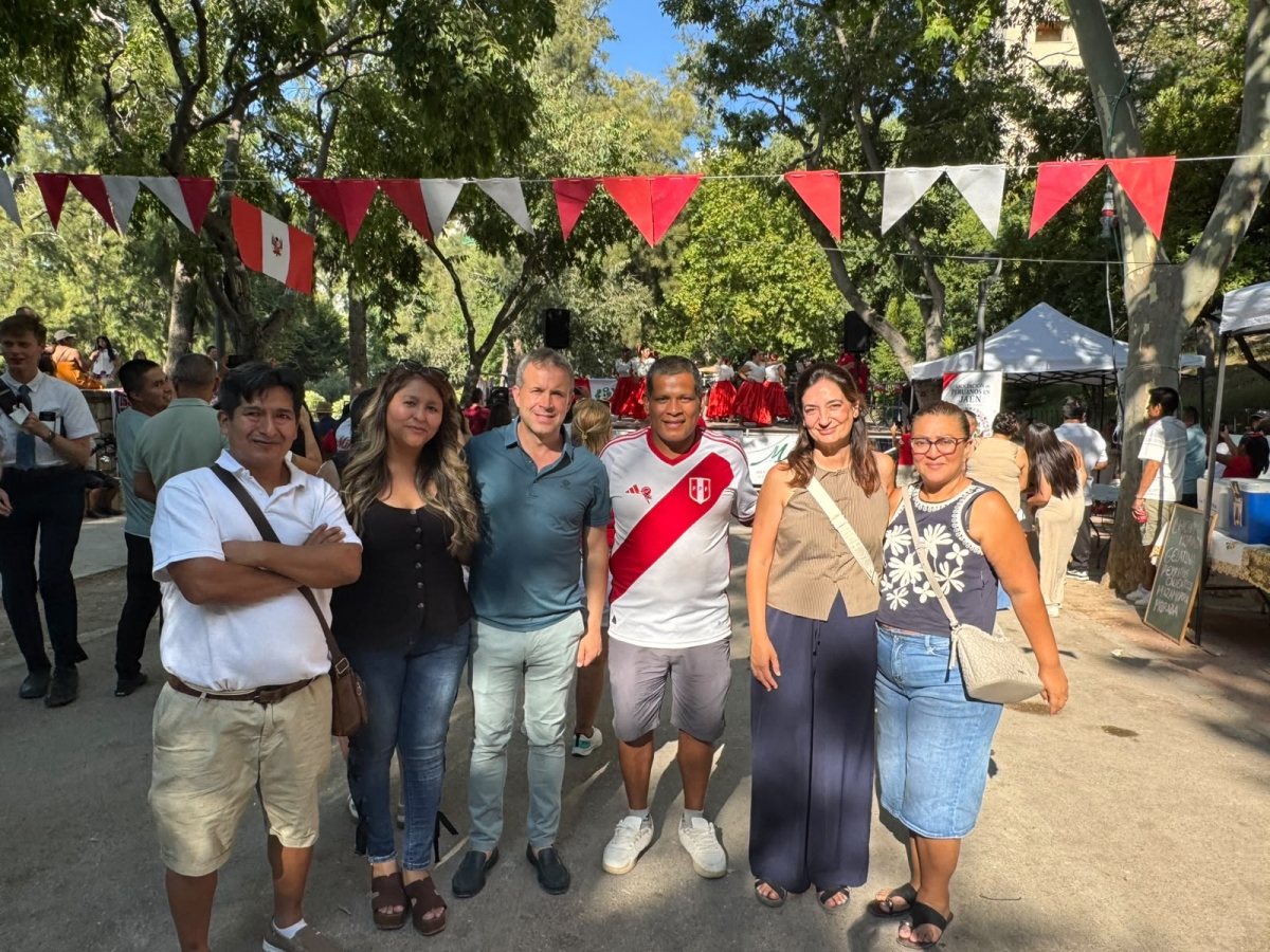  Jaén celebra las Fiestas Patrias del Perú en el Paseo de las Bicicletas 