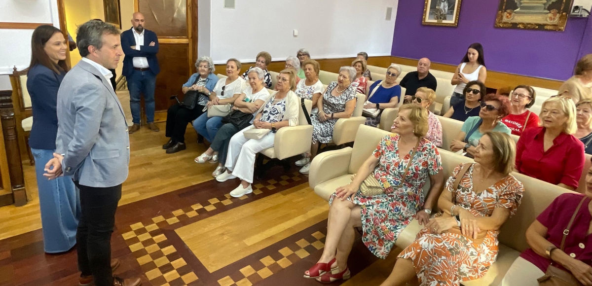  Treinta usuarios estrenan la iniciativa 'Conoce tu Ayuntamiento' 
