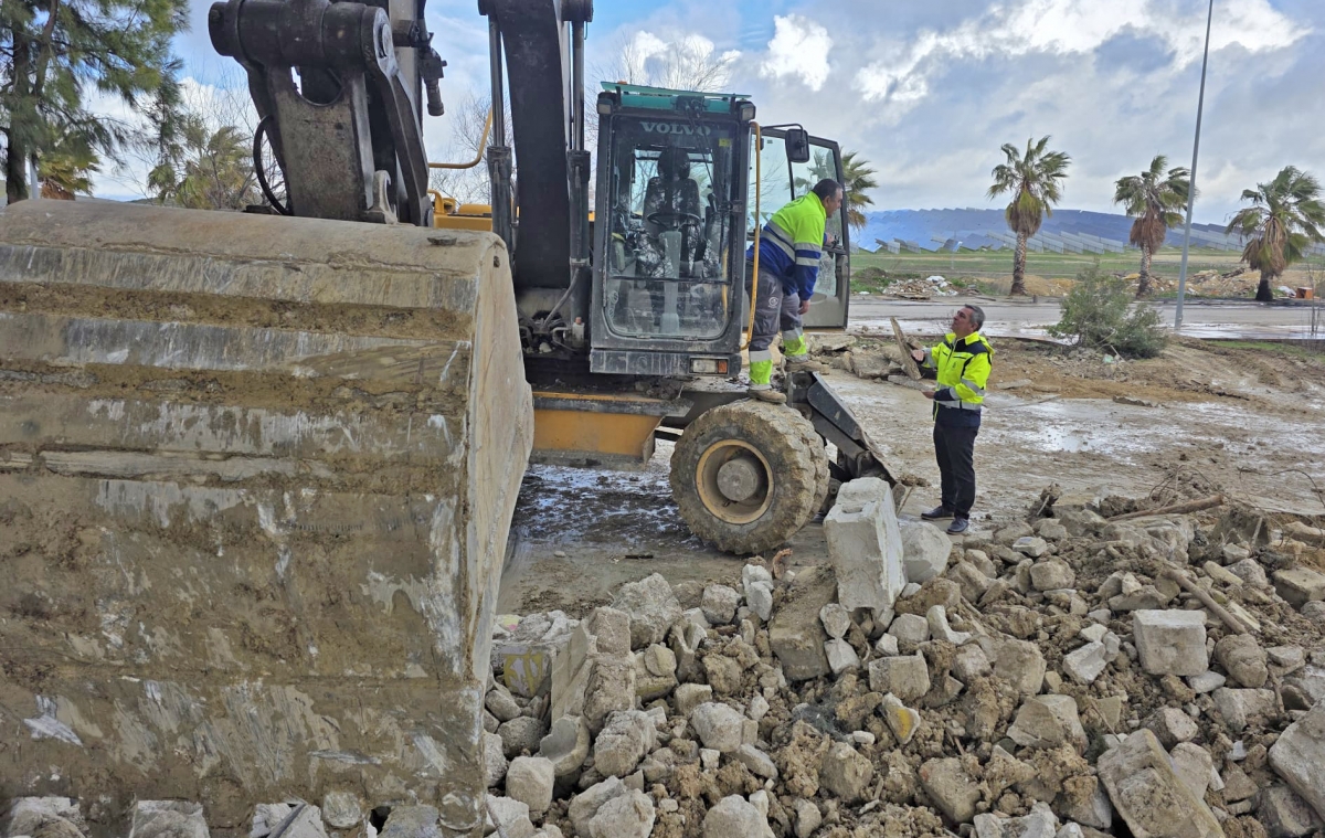  El Ayuntamiento elimina instalaciones en desuso en el Parque Nuevo Jaén 