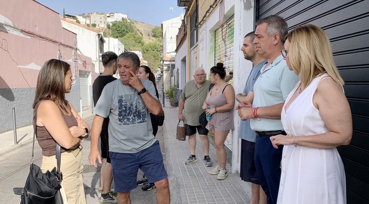  El Ayuntamiento escucha las necesidades de los vecinos de El Almendral 
