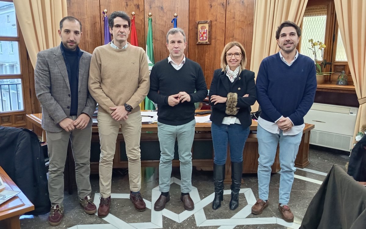  La nueva asociación vecinal 'Jaén Centro' se reúne con el alcalde 