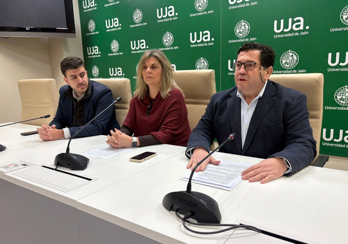  La UJA firma un contrato en materia de implantología digital 