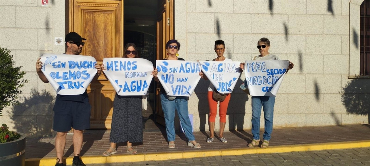  Protesta en Huelma por los continuos cortes de agua 