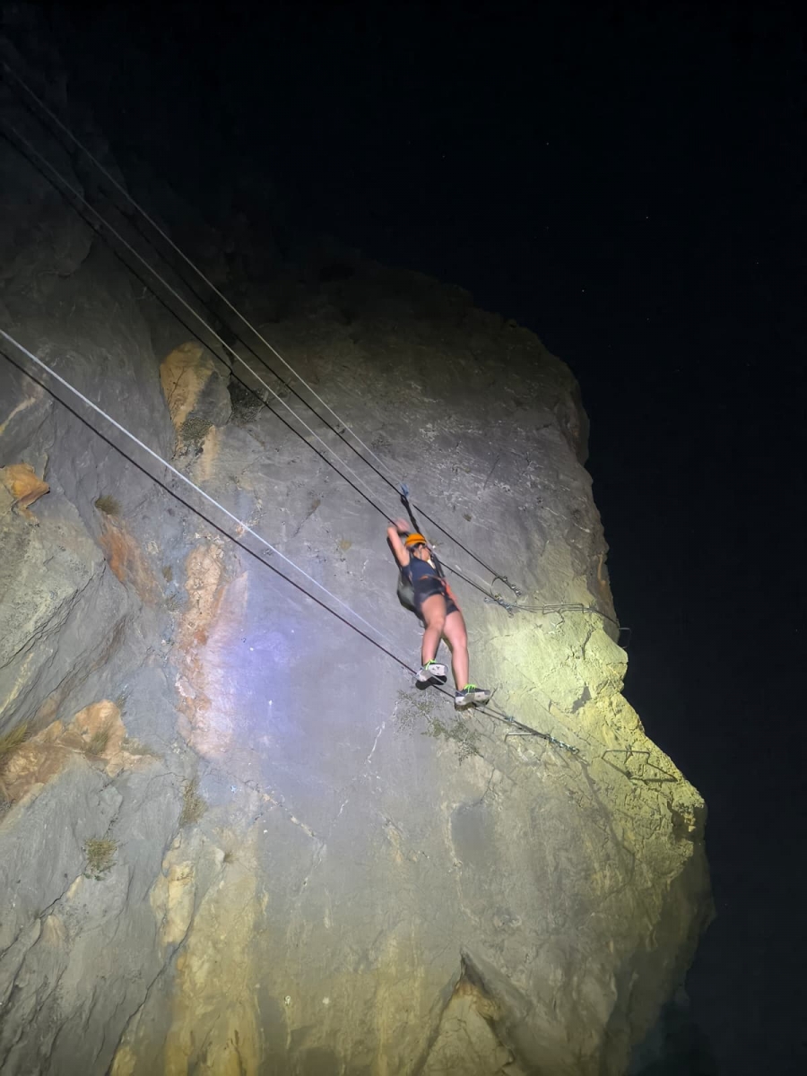  'Jaén no duerme en verano' ofrece aventura en la Vía Ferrata 