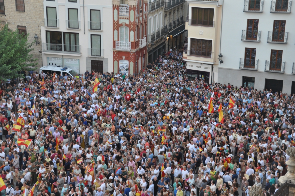  El PP califica de "éxito rotundo" la concentración por Ceuta 