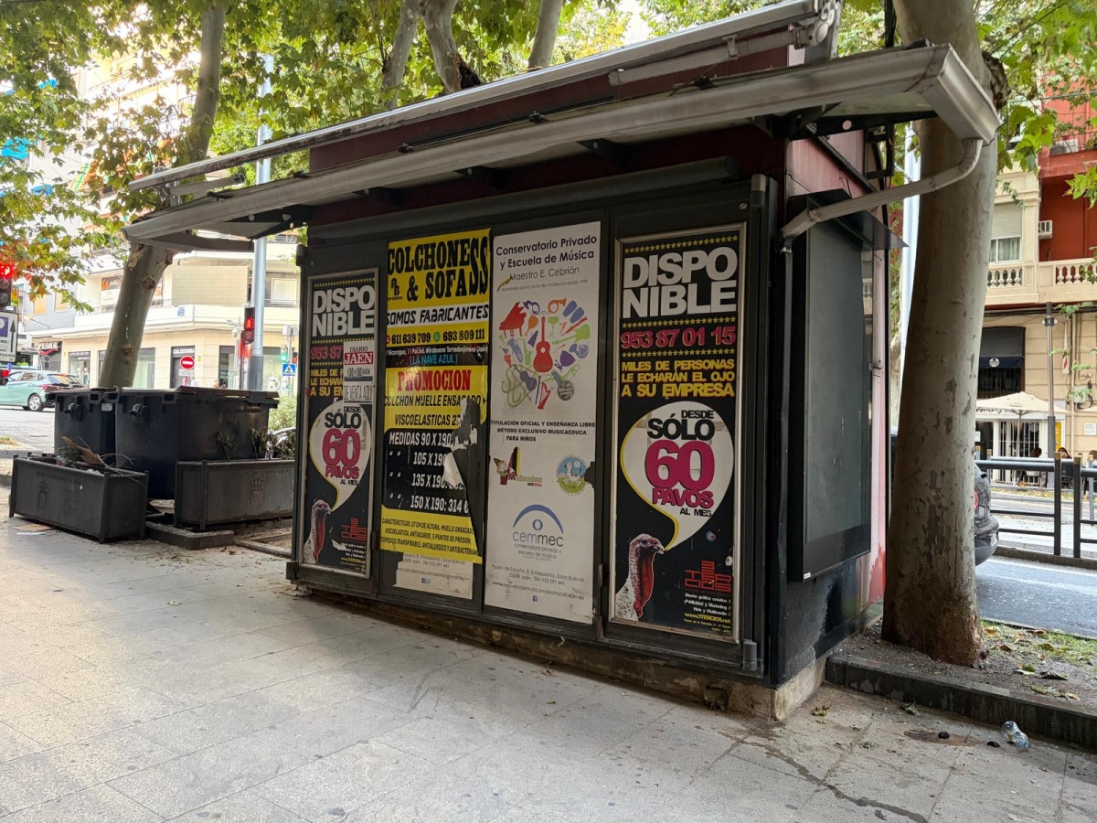  El PP propone retirar los kioscos cerrados de la capital 