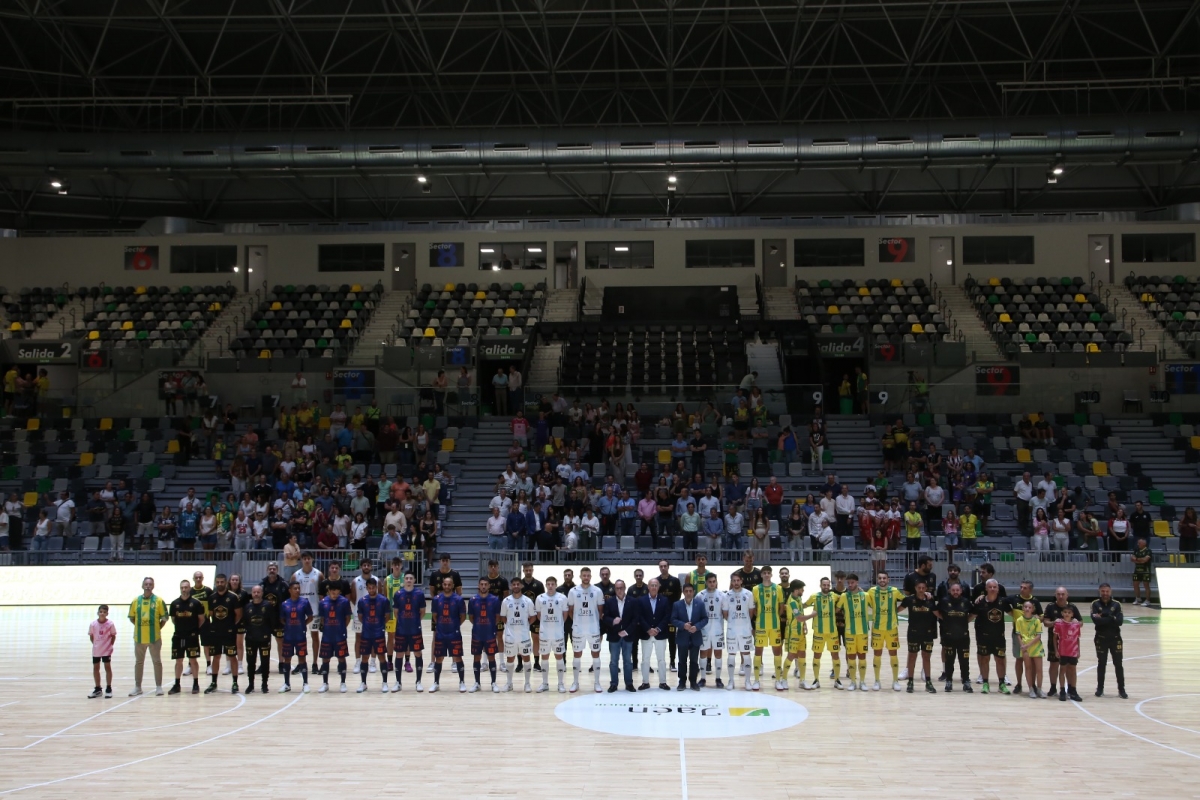 Jaén Paraíso Interior celebra su presentación oficial en el Olivo Arena