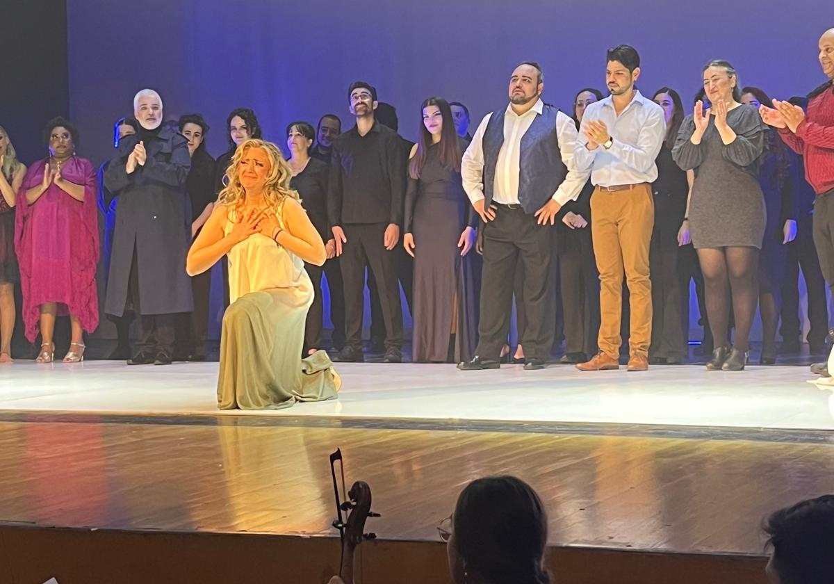  El Expositor: La Traviata del 17-M 