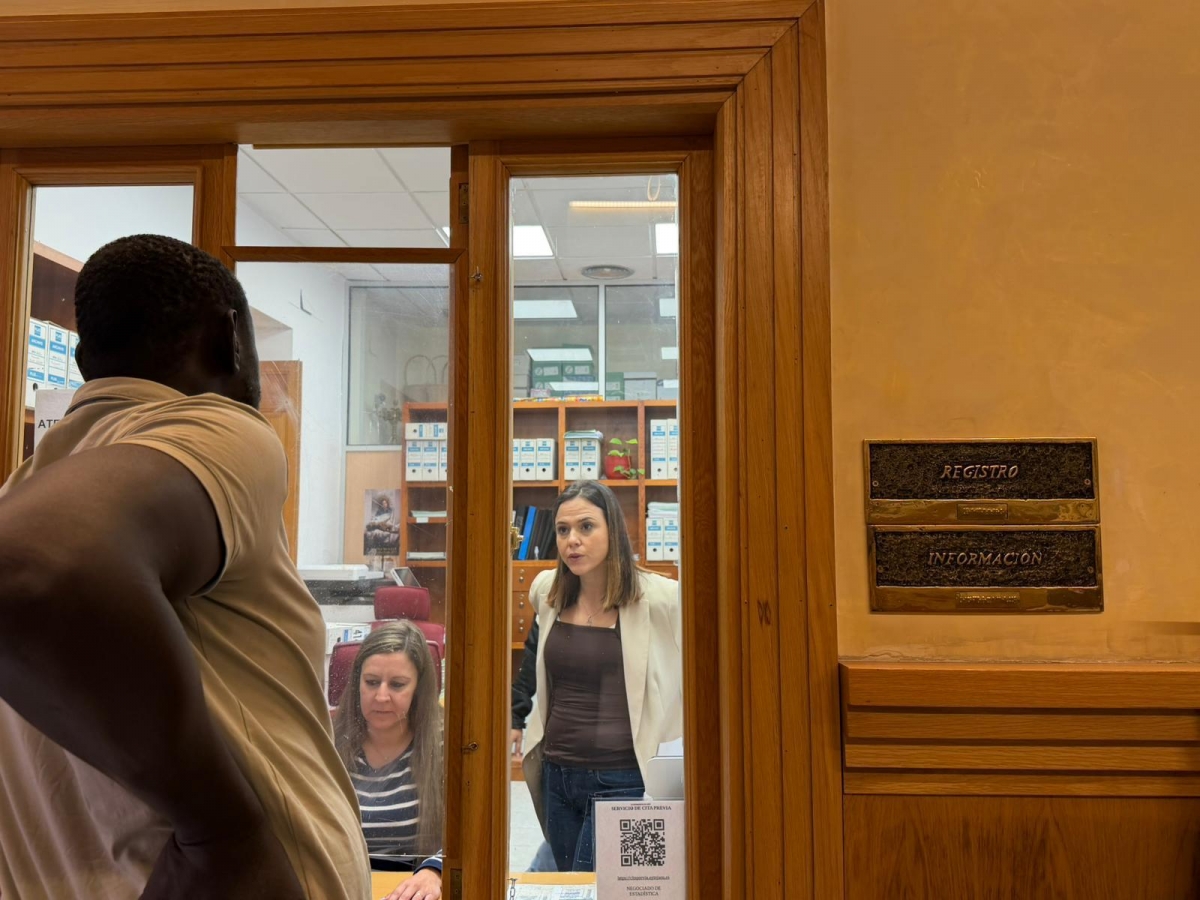  El Ayuntamiento recoge más de 460 solicitudes de informes de migrantes 