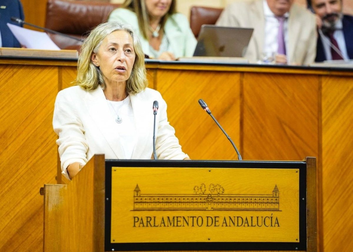  Dimite la consejera de Salud por los cribados de cáncer de mama 