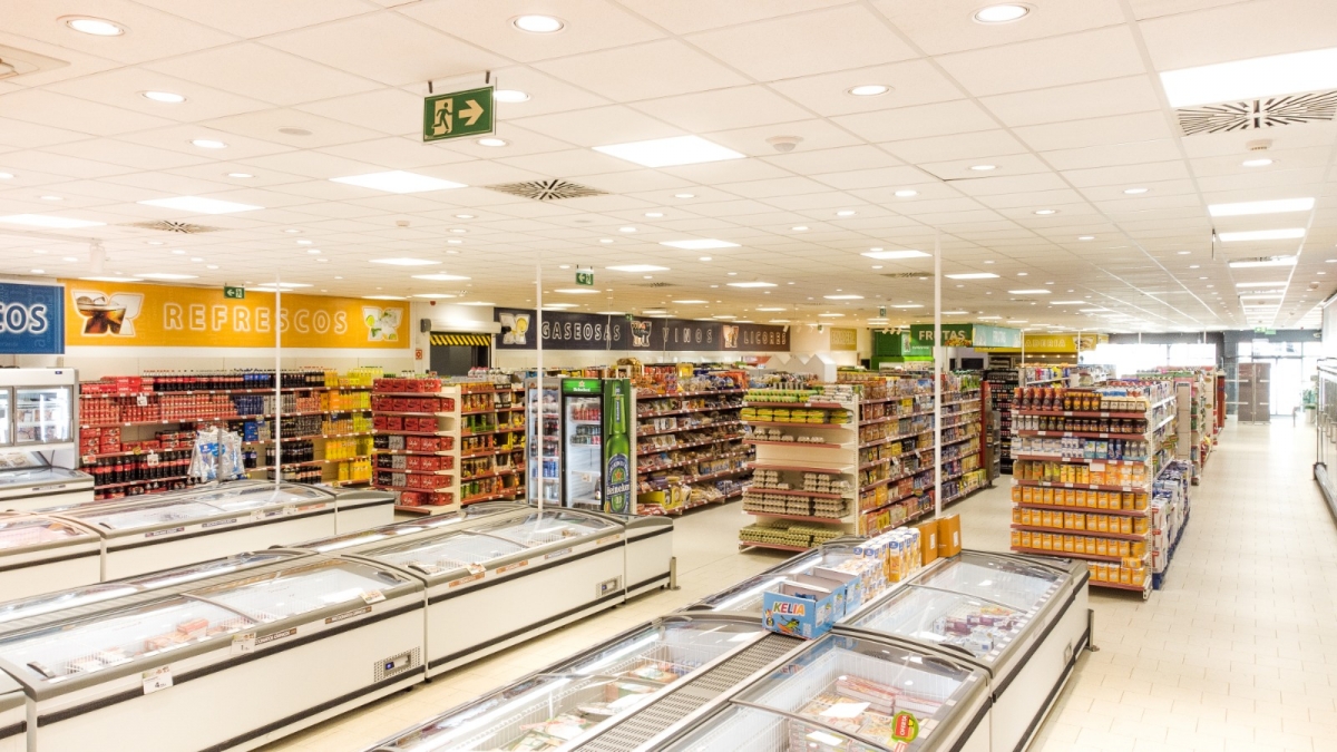  La calle San Clemente da la bienvenida este jueves a MasyMas Supermercados 