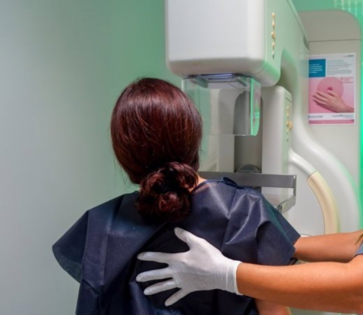  El Defensor reconoce recibir quejas sobre las pruebas de cáncer de mama 