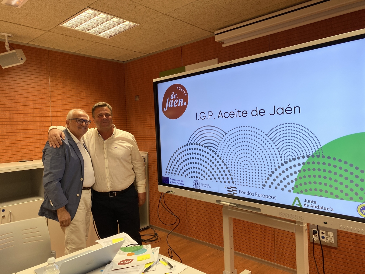  La IGP Aceite de Jaén abre un nuevo ciclo con José Gilabert 